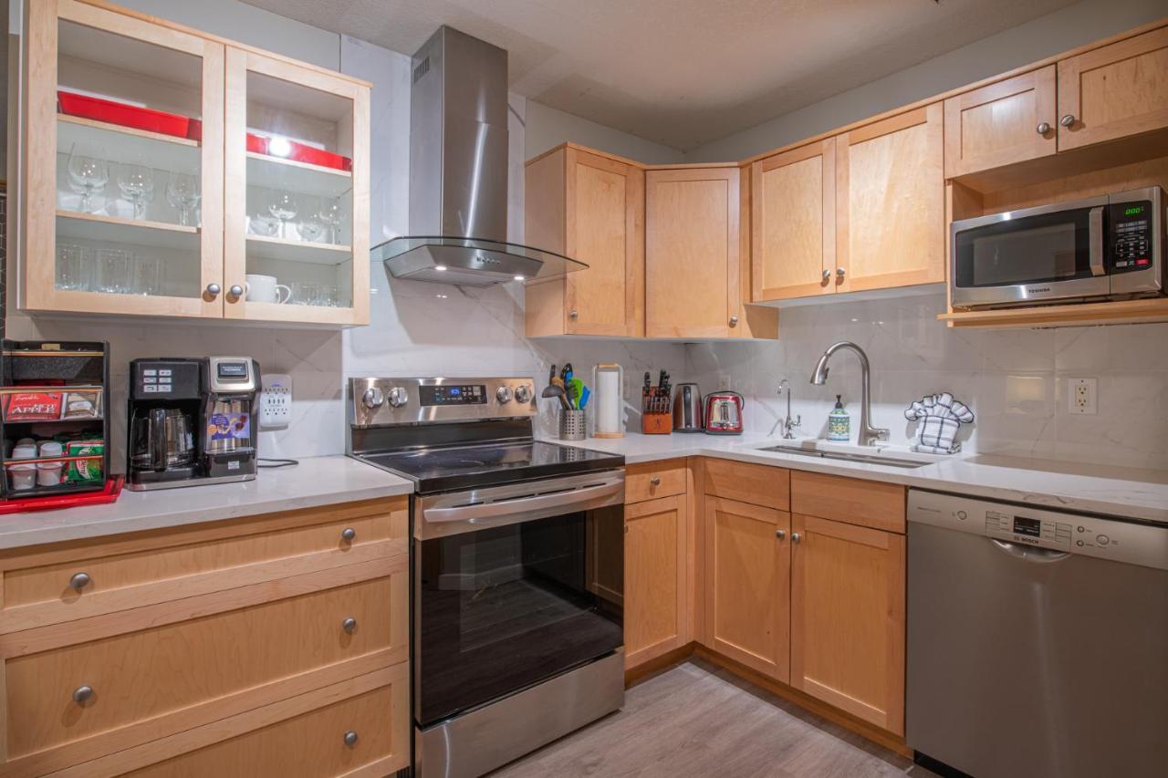 Mountain View 2 Bedroom Condo - Wt Top Floor-401 Canmore Eksteriør bilde